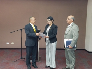 PRESIDENTE CCR RECIBE SOLICITUD DE EXAMEN ESPECIAL POR PARTE  DEL MINISTRO DE JUSTICIA Y SEGURIDAD P&Uacute;BLICA