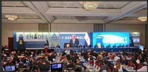 PRESIDENTE CARMEN ELENA RIVAS ASISTE AL XVII ENCUENTRO NACIONAL DE LA EMPRESA PRIVADA