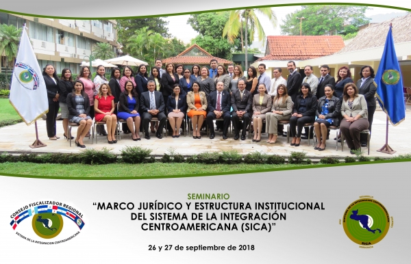 AUDITORES REGIONALES DE LAS UNIDADES ENLACE DEL  CFR-SICA DE EL SALVADOR  PARTICPAN EN SEMINARIO SOBRE INTEGRACI&Oacute;N REGIONAL Y DERECHO COMUNITARIO