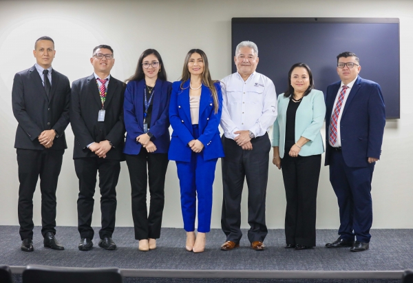 Auditores de la CCR fortalecen conocimientos en contabilidad gubernamental