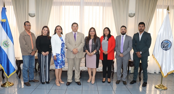 JURAMENTAN A REPRESENTANTES DEL TRIBUNAL DE SERVICIO CIVIL EN LA COMISI&Oacute;N INSTITUCIONAL