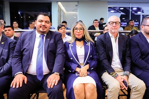 Presidenta asiste a la sesi&oacute;n plenaria de instalaci&oacute;n de Nueva Legislatura