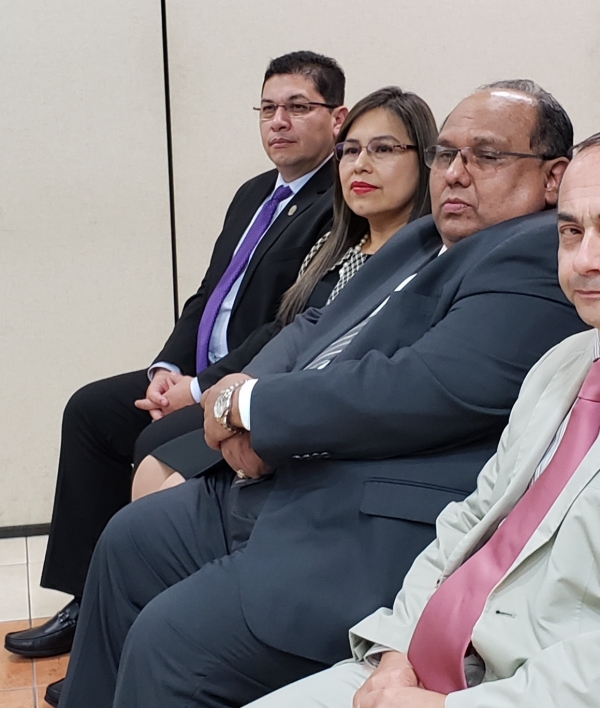 FUNCIONARIOS CCR ASISTEN A PRESENTACI&Oacute;N DE MANUAL PARA RENDICI&Oacute;N DE CUENTAS DE LA CSJ