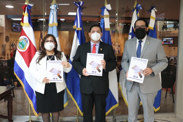 ORGANISMO DE DIRECCI&Oacute;N DE LA CORTE DE CUENTAS PRESENTA INFORME DE LABORES 2020 A LA ASAMBLEA LEGISLATIVA