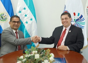 L&iacute;deres de la OCCEFS se re&uacute;nen en El Salvador