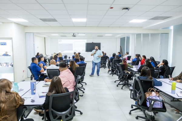 Capacitan a auditores para la gesti&oacute;n documental