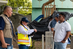 CCR verifica construcci&oacute;n de Polideportivo de Zacatecoluca