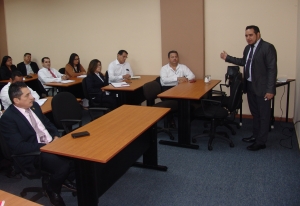 FUNCIONARIOS CCR  SON SENSIBILIZADOS SOBRE PREVENCI&Oacute;N DE RIESGOS EN LOS LUGARES DE TRABAJO