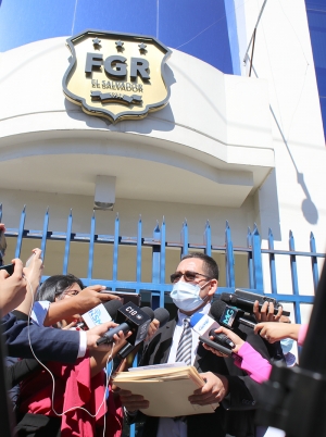 CCR PRESENTA AVISOS CONTRA 8 ALCALD&Iacute;AS POR IRREGULARIDADES EN EL USO DE FONDOS P&Uacute;BLICOS