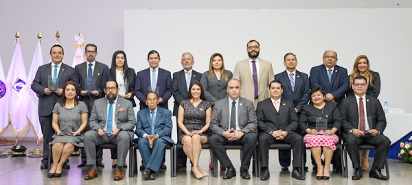 CCR es galardonada por garantizar Acceso a la Informaci&oacute;n P&uacute;blica