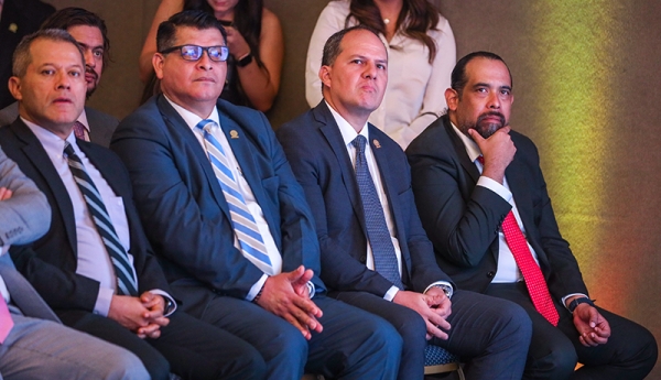 Magistrados CCR se unen a conmemoraci&oacute;n de Aniversario del CNR