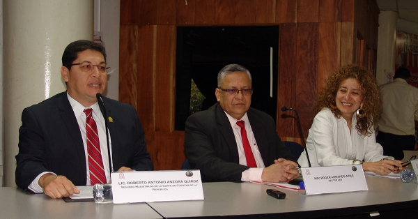SEGUNDO MAGISTRADO INAUGURA CAPACITACI&Oacute;N SOBRE LEY DE LA CORTE DE CUENTAS EN UNIVERSIDAD DE EL SALVADOR