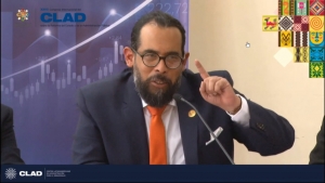 SEGUNDO MAGISTRADO COMPARTE EXPERIENCIAS EN PANEL SOBRE PROFESIONALIZACI&Oacute;N EN LA ADMINISTRACI&Oacute;N P&Uacute;BLICA