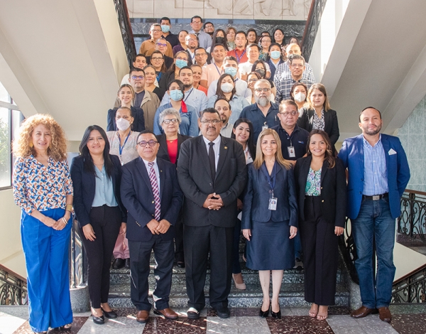 INAUGURAN EN CCR CAPACITACI&Oacute;N SOBRE ADMINISTRACI&Oacute;N DE  CONTRATOS U ORDEN DE COMPRA