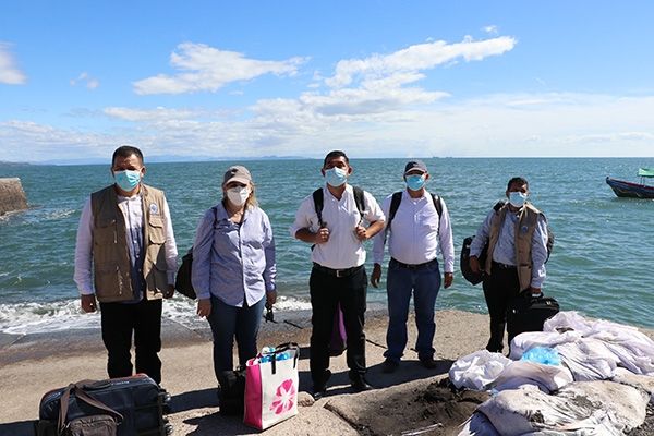 AUDITORES DE LA CORTE DE CUENTAS SE EMBARCAN PARA FISCALIZAR ALCALD&Iacute;A DE LA ISLA MEANGUERA DEL GOLFO