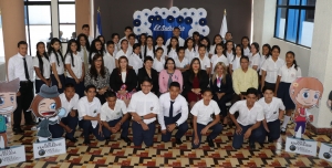 AUTORIDADES CCR Y  DE EDUCACI&Oacute;N PRESENCIAN RENDICI&Oacute;N DE CUENTAS DEL PROGRAMA DE  CONTRALOR&Iacute;A ESCOLAR